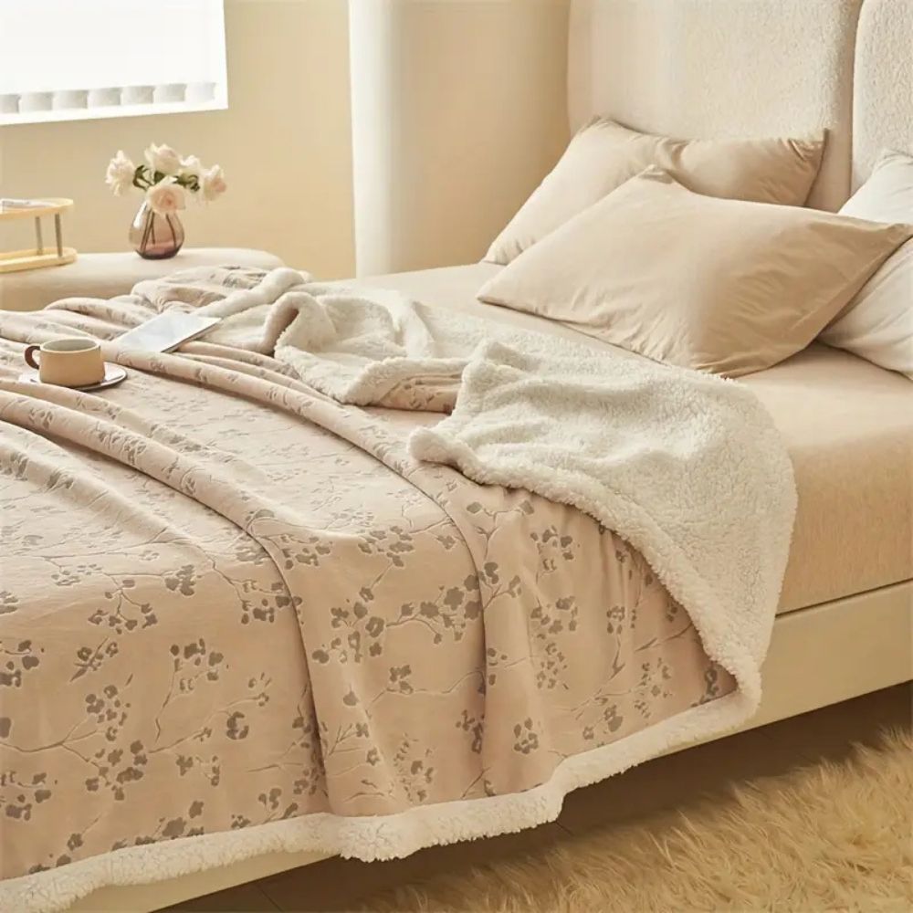 Throw Blanket Double-Layer Microfiber Floral Print