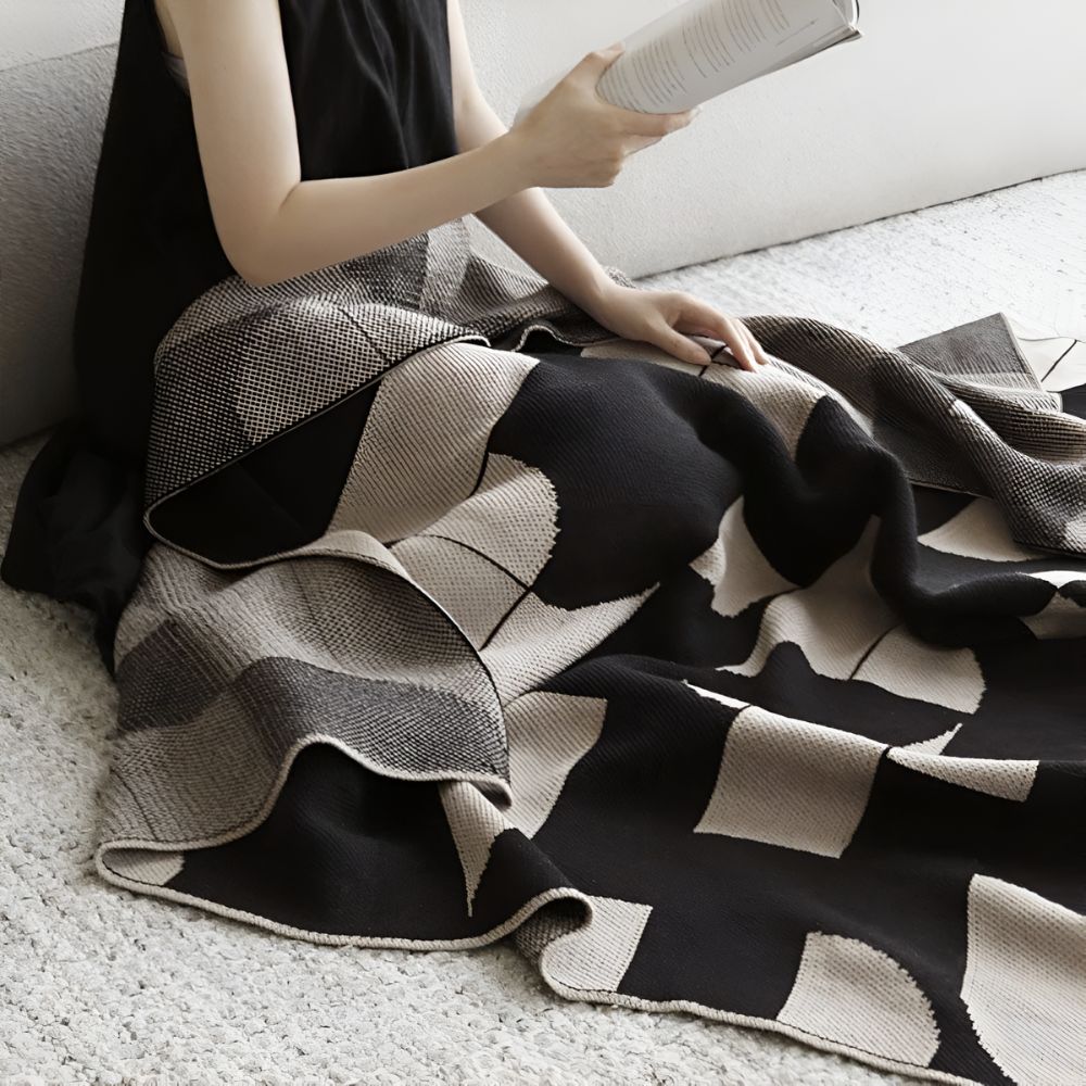 Throw Blanket Microfiber Blend Black & White Geometric