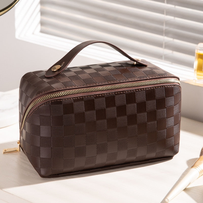 Stylish Travel Beauty Case for Effortless Organization