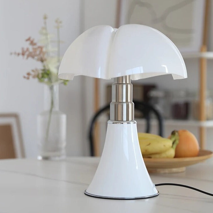 Chic Floral LED Nightstand Lamp – Cozy Warm Light for Any Room