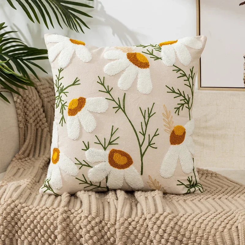 Chic Floral Cushion Cover – Elegant Decorative Pillow Case