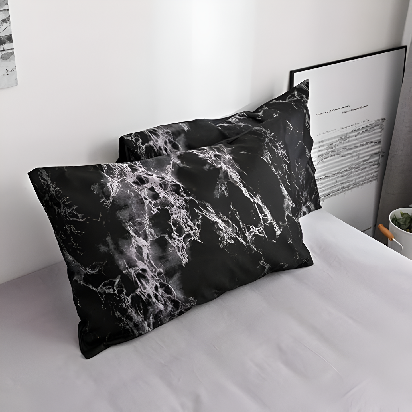 Elegant Black Marble-Inspired 3-Piece Bedding Collection