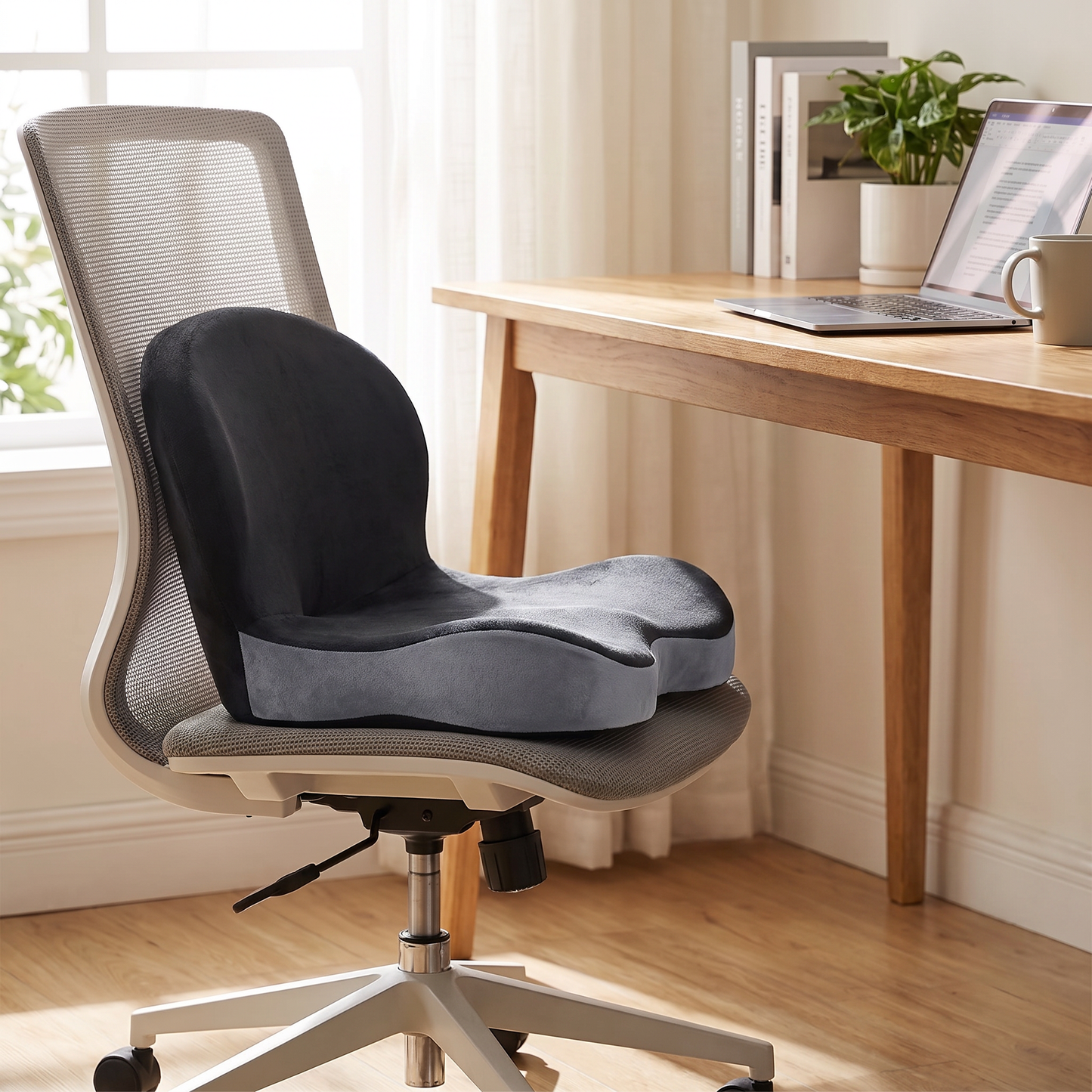 Comfortable Memory Foam Seating with Ergonomic Design