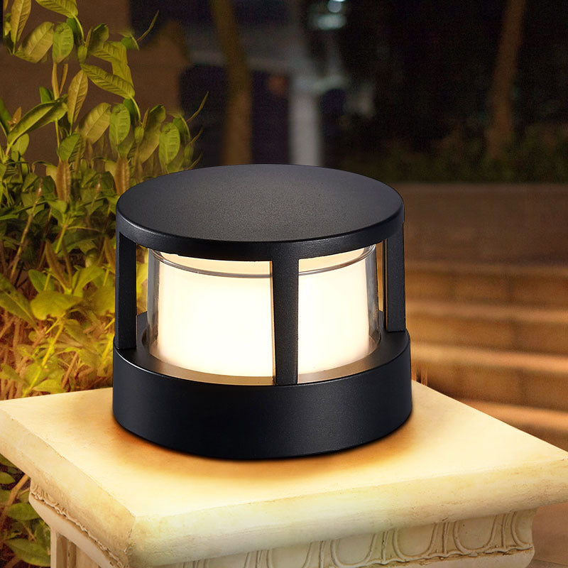 Sleek Outdoor LED Lantern – Weatherproof Aluminum Structure