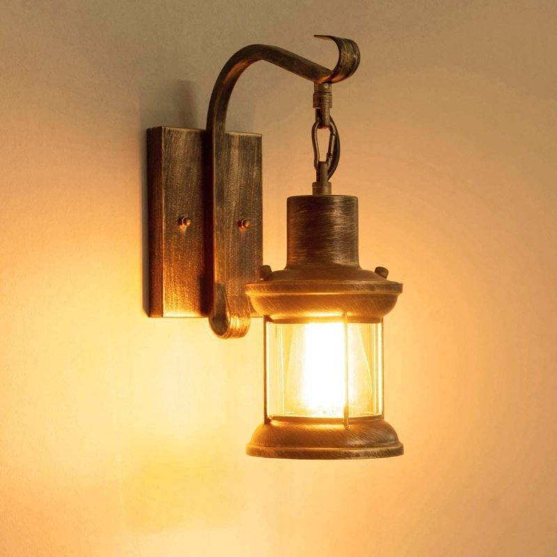 Charming Vintage-Style Wall Light Fixture