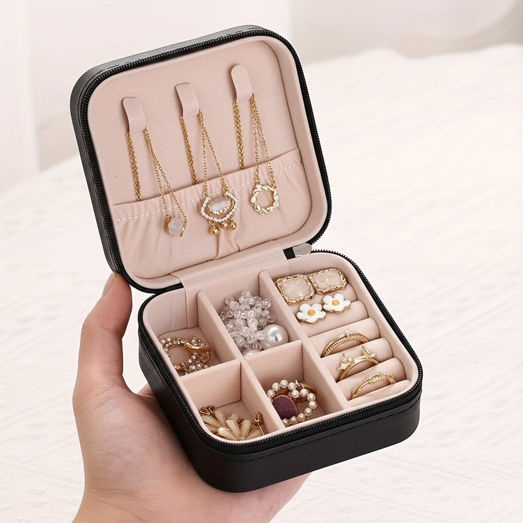 Chic Travel Jewelry Storage Case - Perfect Gift for Mom