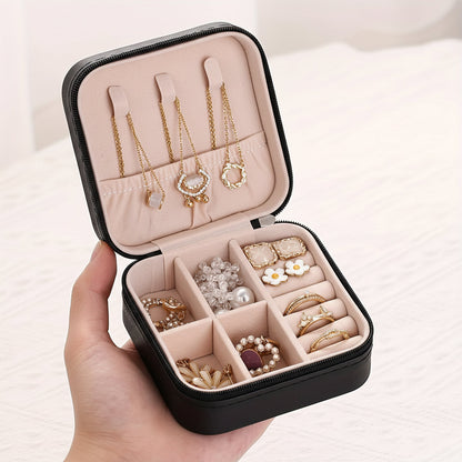 Chic Travel Jewelry Storage Case - Perfect Gift for Mom