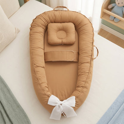 Baby Nest with Halo Wing Design