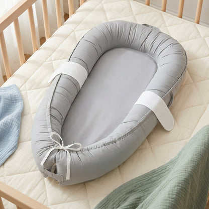 Baby Nest with Halo Wing Design