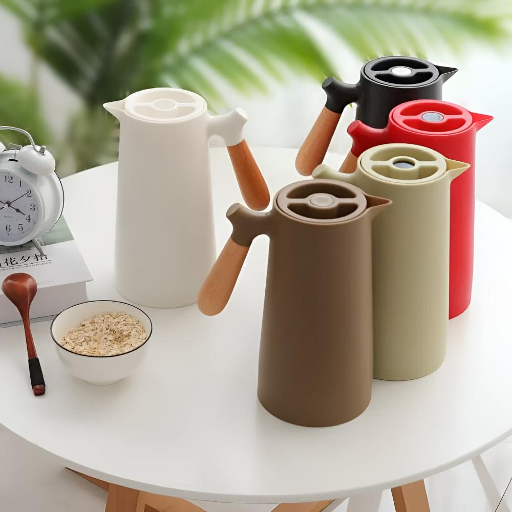 Elegant Insulated Carafe with Comfortable Grip