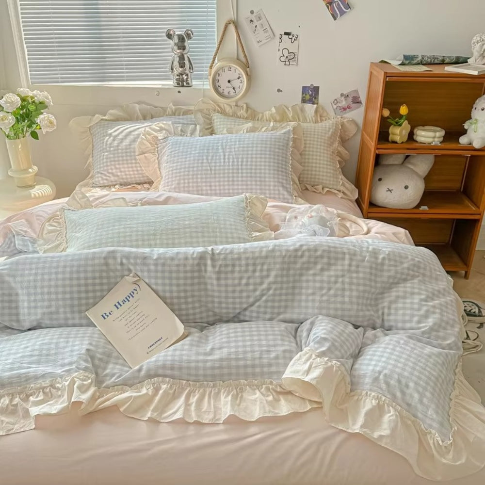 Charming Plaid Bedding Set with Elegant Ruffles