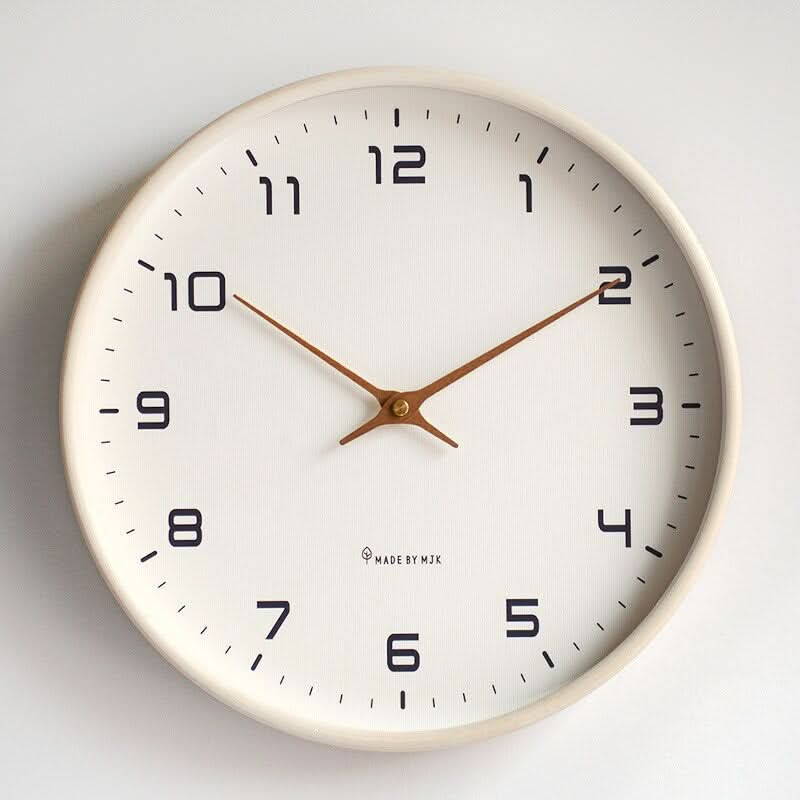 Elegant Wooden Wall Clock – A Blend of Style and Serenity