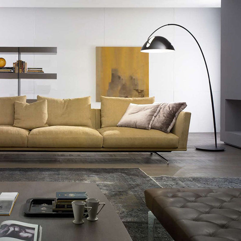 Elegant Arc Floor Lamp with Sleek Black Finish