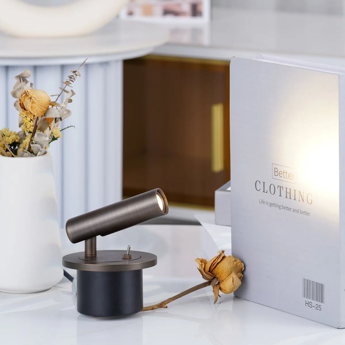 Versatile Adjustable Metal Wall Lamp for Reading & Ambiance