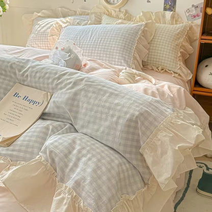 Charming Plaid Bedding Set with Elegant Ruffles