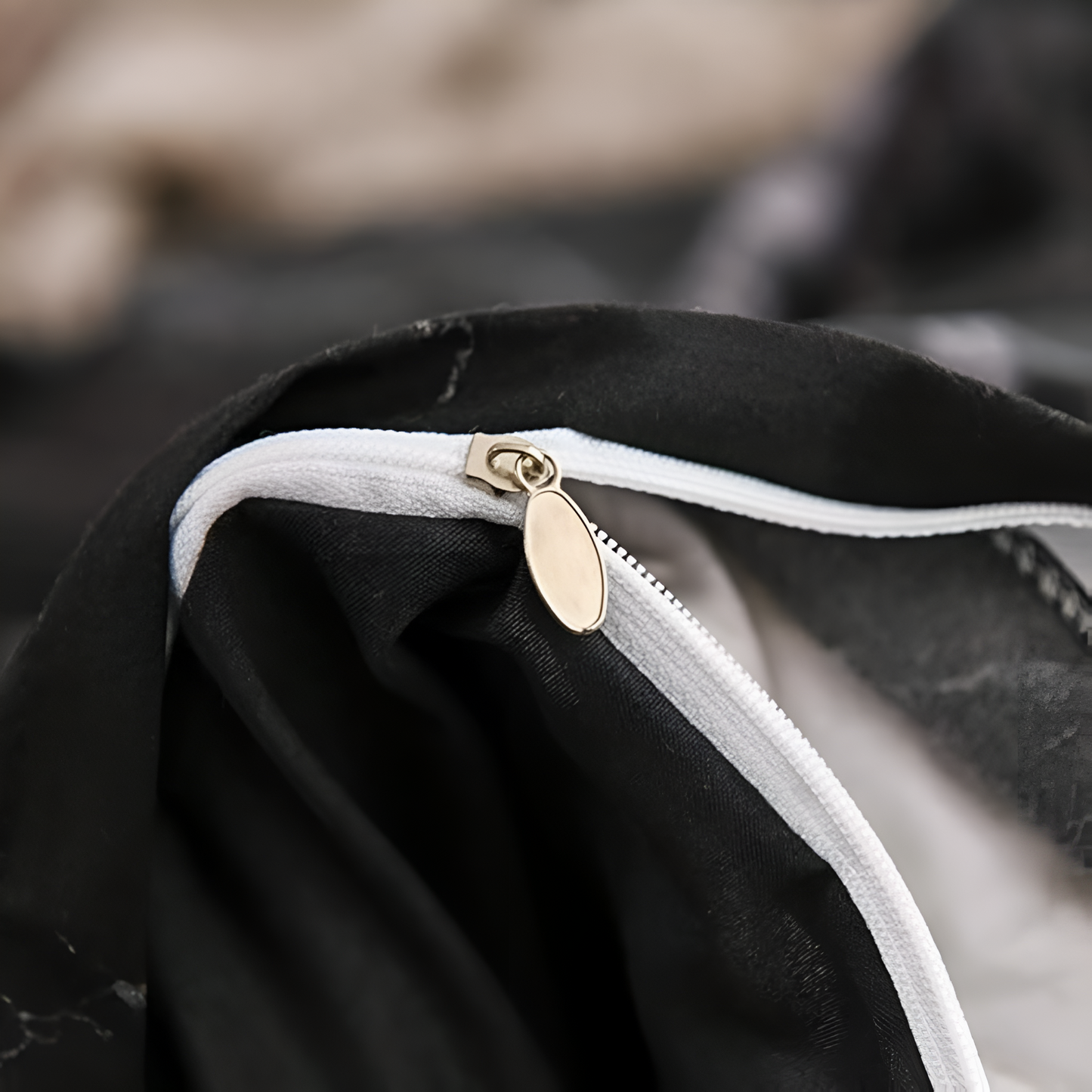 Elegant Black Marble-Inspired 3-Piece Bedding Collection
