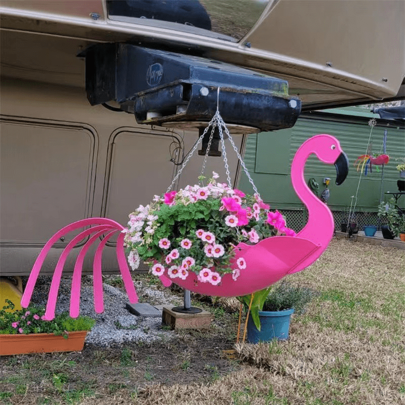 Charming Hanging Garden Planter – Elevate Your Outdoors