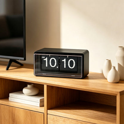 Classic Page Turning Clock with Automatic Time Update
