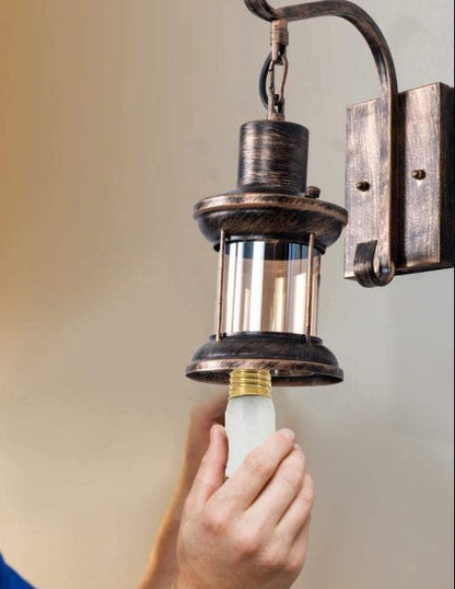 Charming Vintage-Style Wall Light Fixture