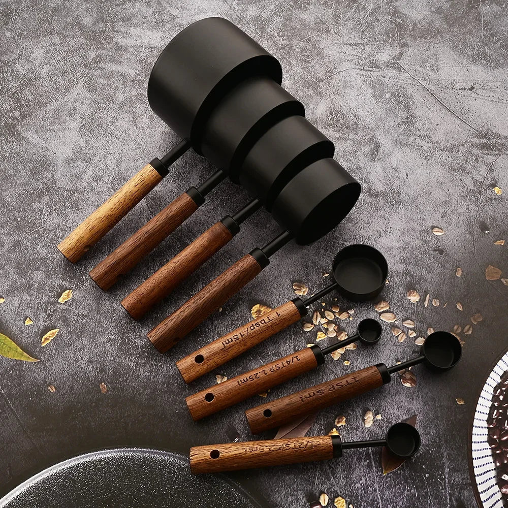 Elegant Stainless Steel Measurement Set with Oak Touch – 8 Pieces