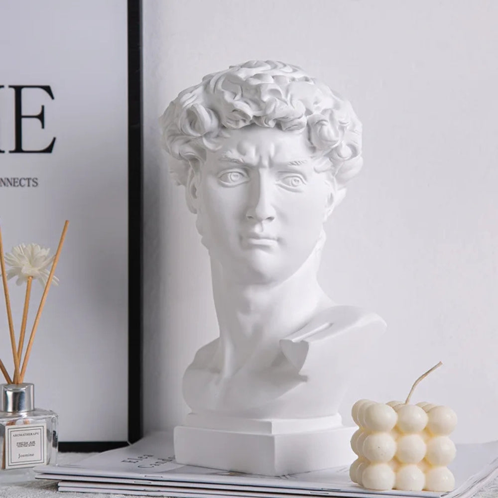 Art Sculpture Renaissance-Inspired Resin 6 Inch
