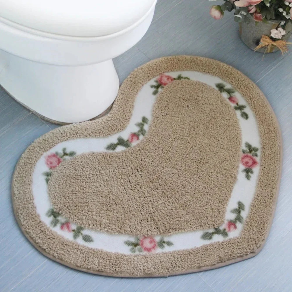 Bath Mat Heart-Shaped Tufted Microfiber & Non-Slip