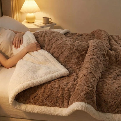 Blanket Reversible Microfiber Flannel & Lambswool Water-Repellent