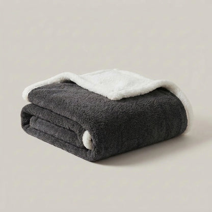 Blanket Reversible Microfiber Flannel & Lambswool Water-Repellent