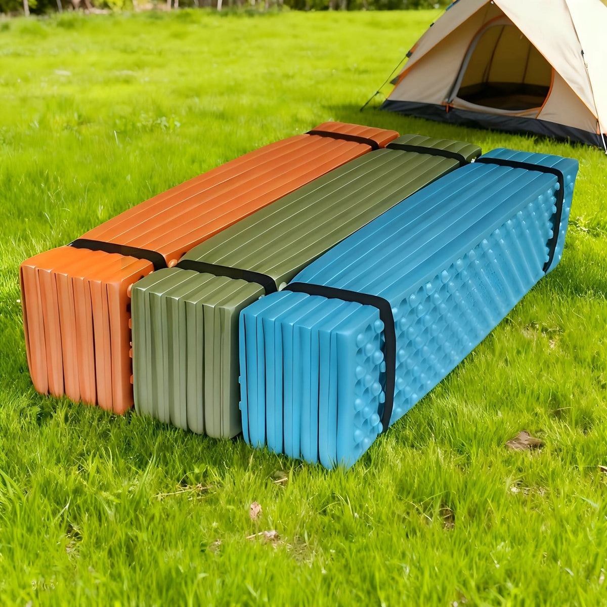 Camping Sleeping Mat Foldable Moisture-Resistant Insulated R-Value 2.6
