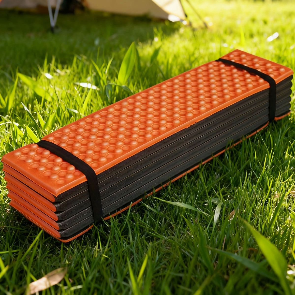 Camping Sleeping Mat Foldable Moisture-Resistant Insulated R-Value 2.6
