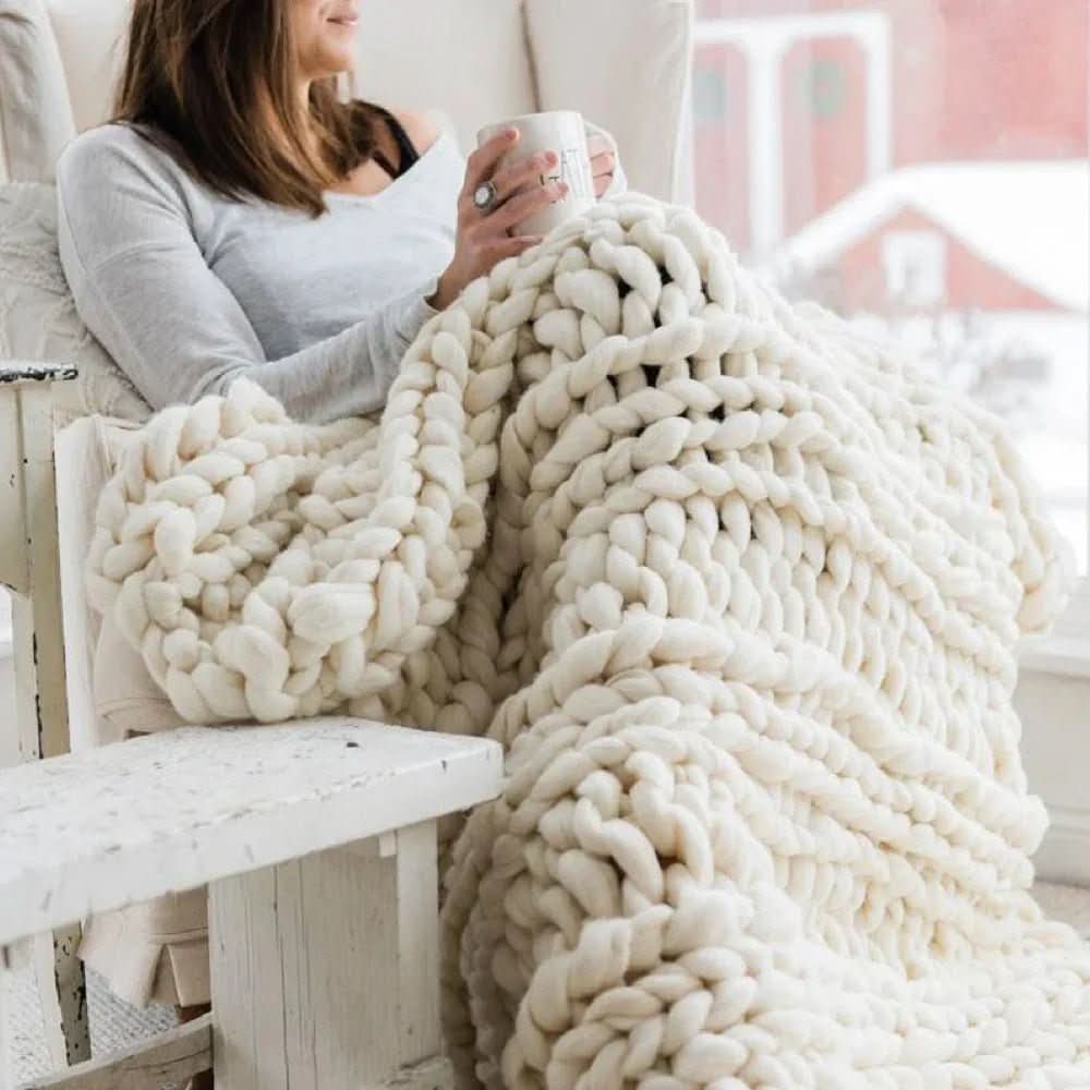 Chunky Wool Yarn Soft Fluffy Texture