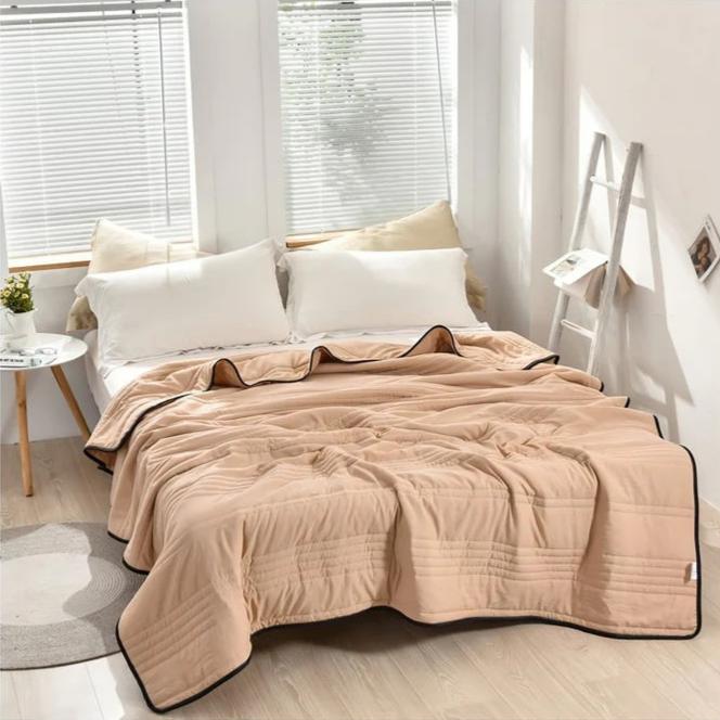 Cooling Blanket Instant-Cooling Breathable Hypoallergenic