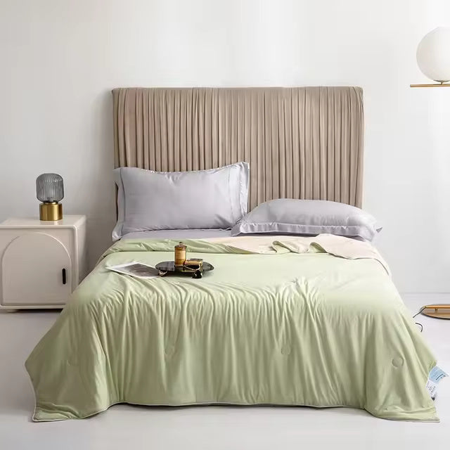 Cooling Blanket Microfiber Moisture-Wicking Hypoallergenic