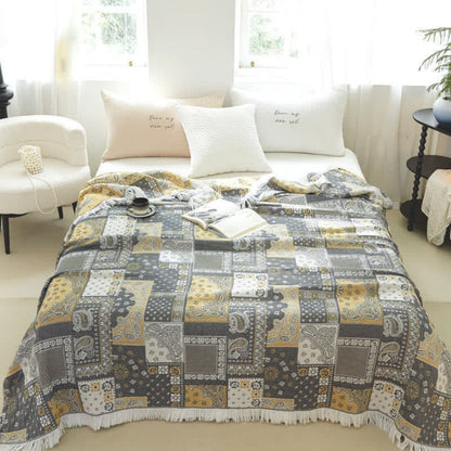 Cotton Gauze Blanket Lightweight Breathable Mosaic Pattern & Tassels