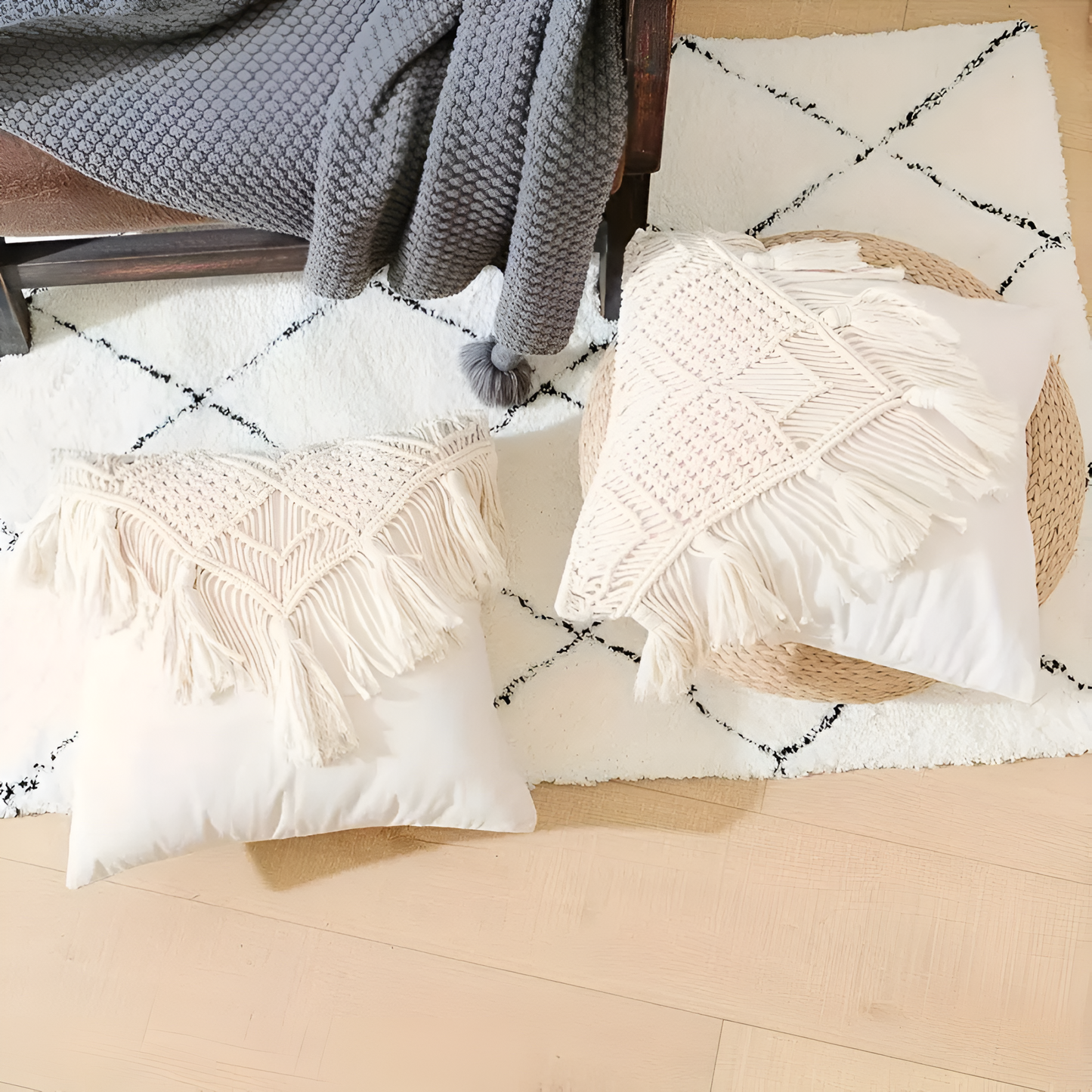 Cushion Cover Burlap & Tassels Hidden Zipper