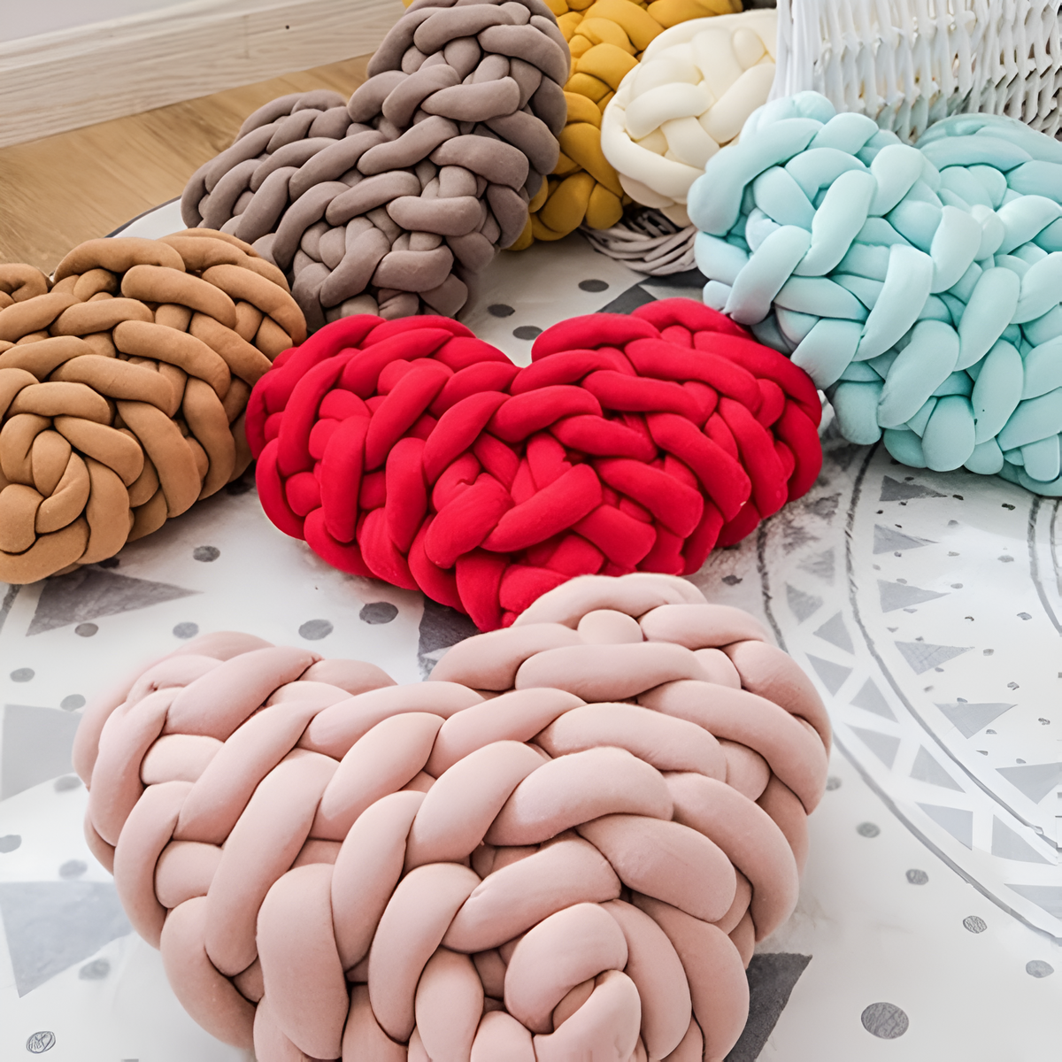 Cushion Heart-Shaped Knotted Handmade 100% Cotton