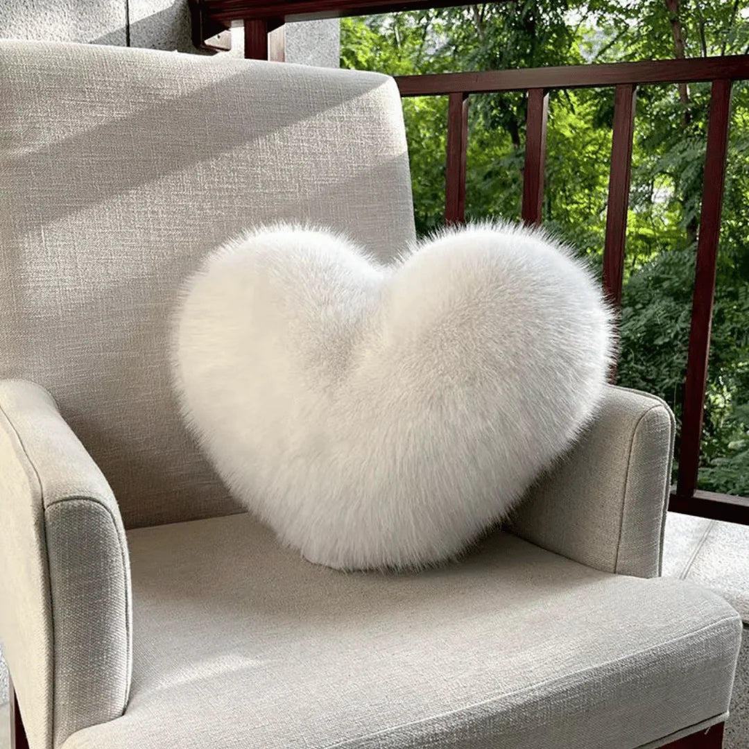Decorative Pillow Heart-Shaped Soft Faux Fur Machine-Washable