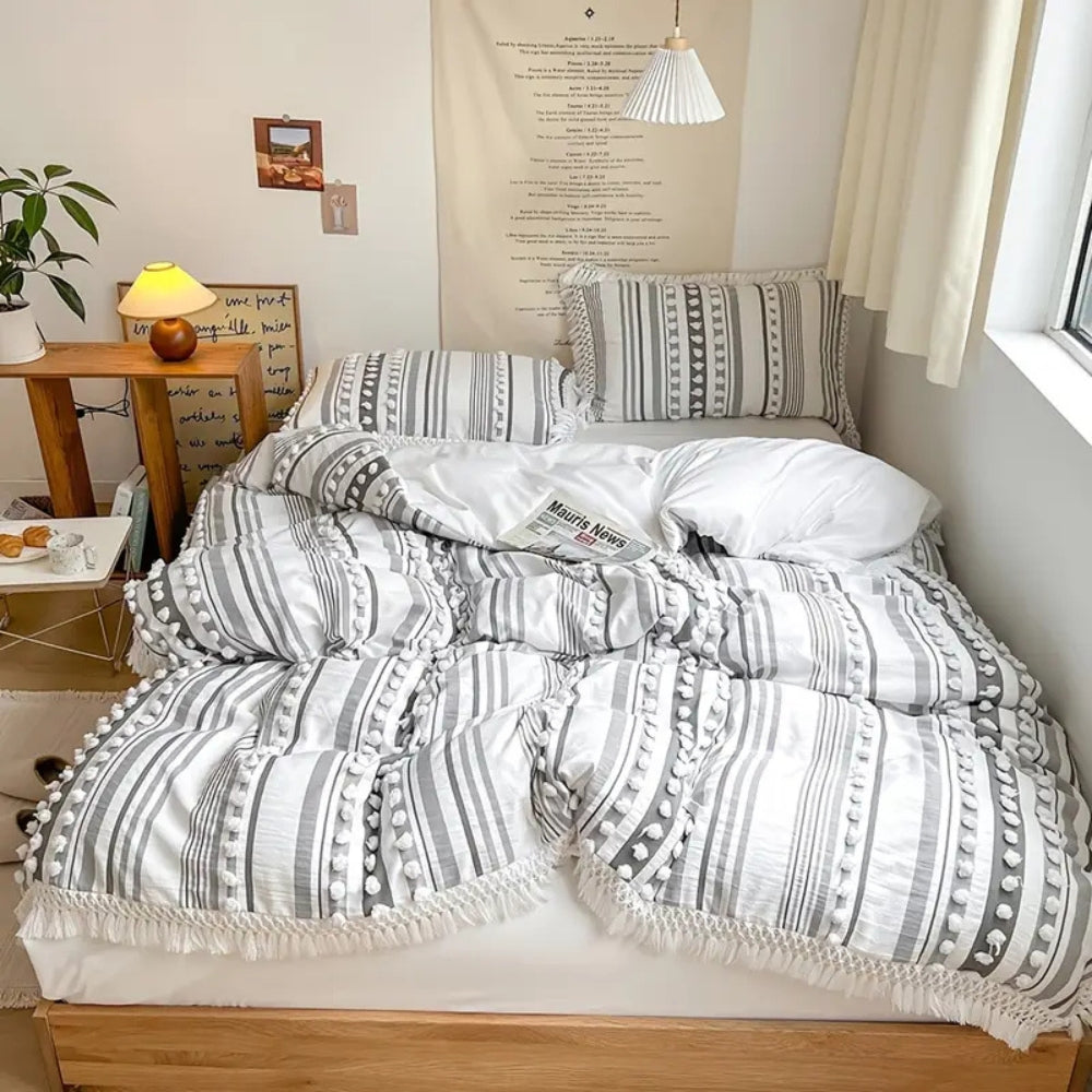 Duvet Cover Set Microfiber Tufted Stripe & Tassels