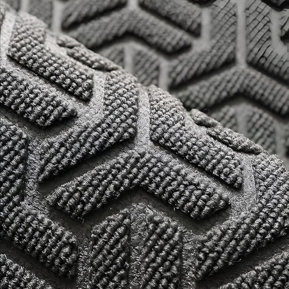 Entryway Door Mat Dirt-Trapping Fibers & Non-Slip Backing