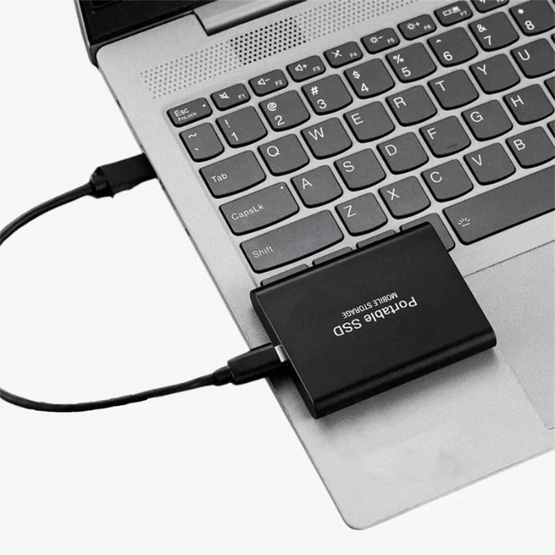 External SSD Portable USB-C Aluminum Housing 1050 MB/s