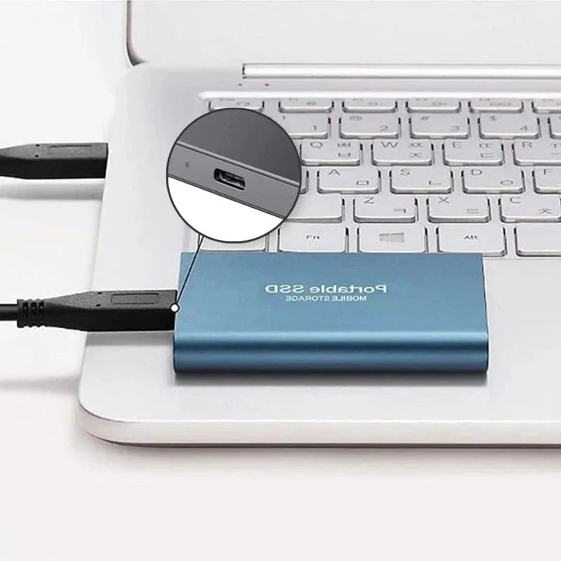 External SSD Portable USB-C Aluminum Housing 1050 MB/s