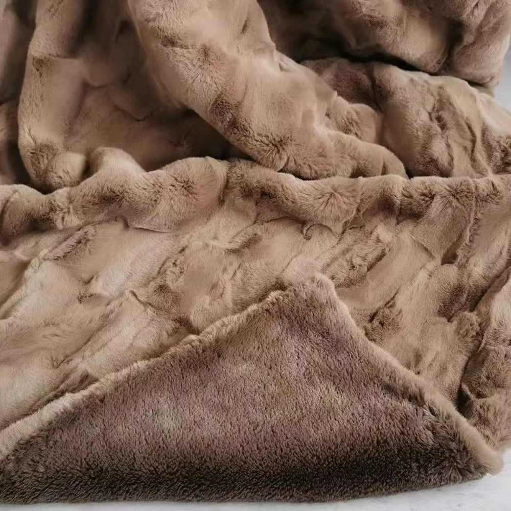 Faux Fur Blanket Double-Layer Ultra-Soft & Machine Washable