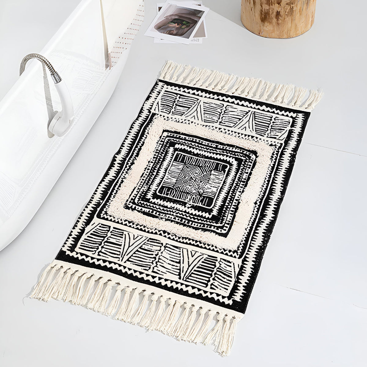 Floor Mat Microfiber Blend Machine Washable Geometric Tassels