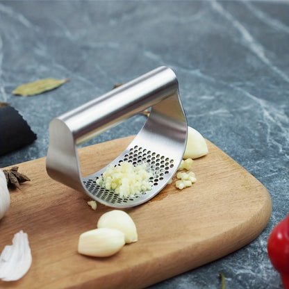 Garlic Press Ergonomic Stainless Steel Curved Pressing Head