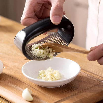 Garlic Press Stainless Steel & Foldable Handle