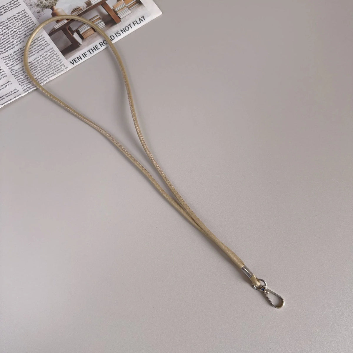 Key Holder Strap Leather Metal Clasp Lightweight Design