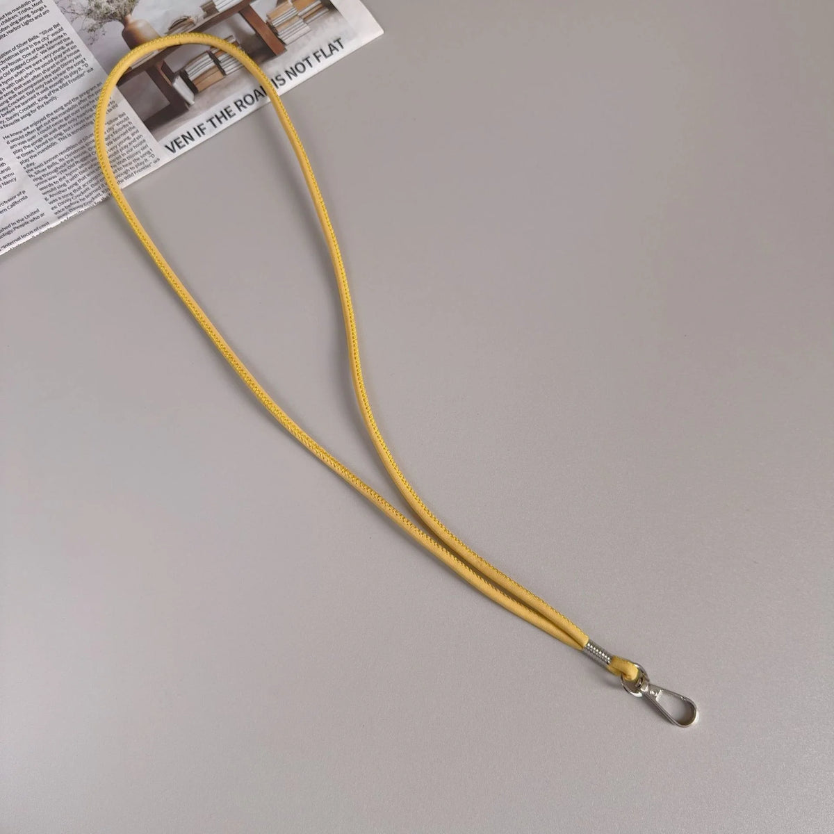Key Holder Strap Leather Metal Clasp Lightweight Design