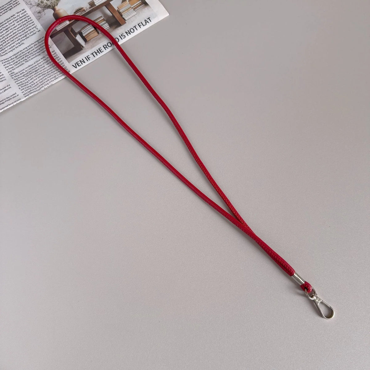 Key Holder Strap Leather Metal Clasp Lightweight Design
