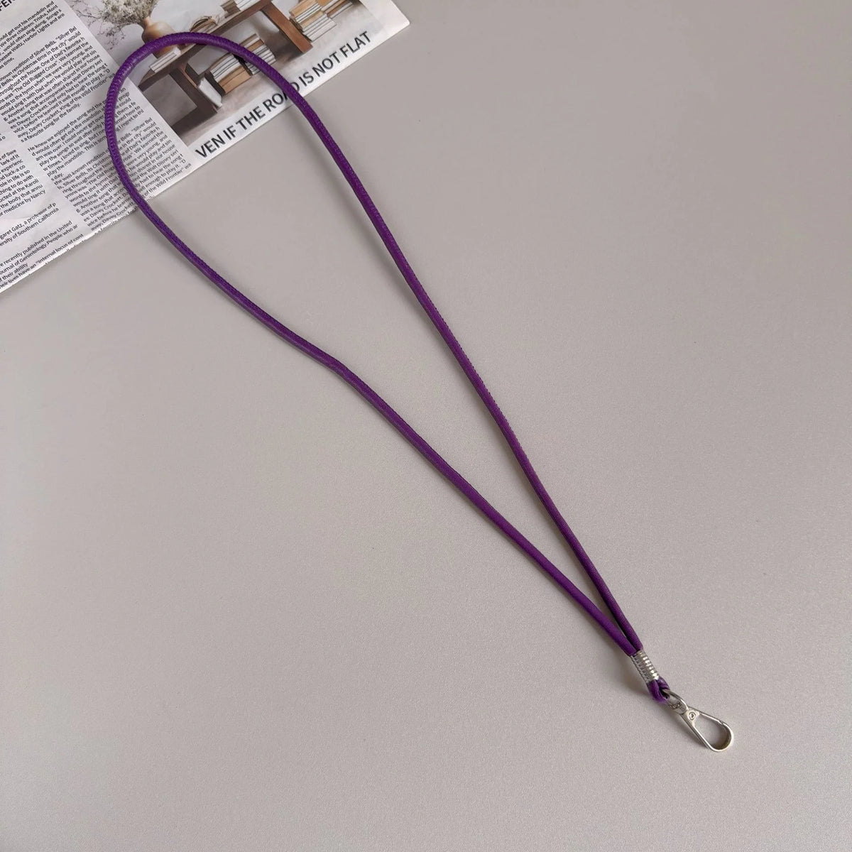 Key Holder Strap Leather Metal Clasp Lightweight Design
