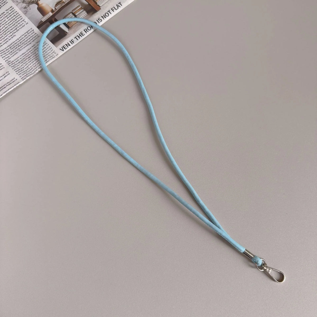 Key Holder Strap Leather Metal Clasp Lightweight Design